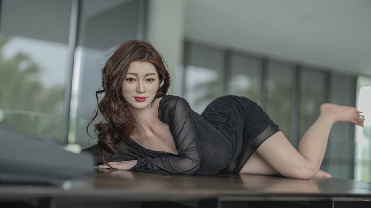 148cm (4ft10) J Cup Full Silicone Sex Doll Hao with Movable Jaw (15)