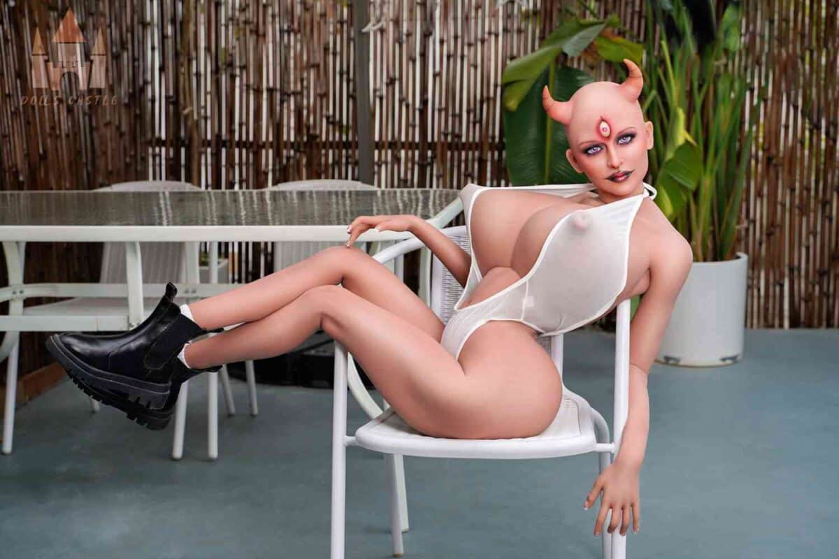 165cm 5ft5 V Cup Tpe Sex Doll Eugenia 1